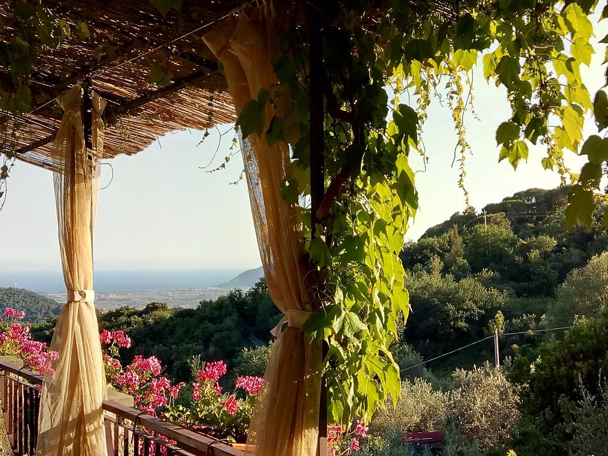 Bed and Breakfast Casa Virgilio Fosdinovo Exterior foto
